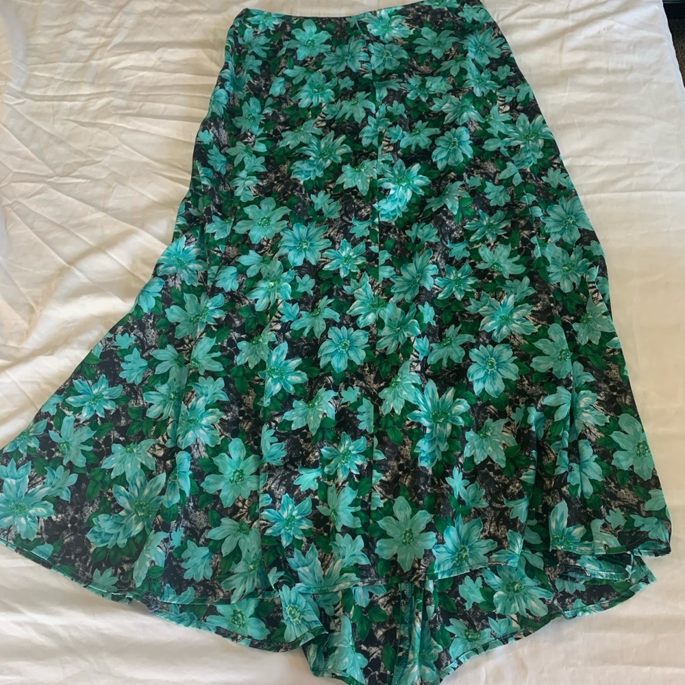 Midi skirt